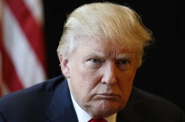 Trump pospone anuncio de su vicepresidente tras 'horrible ataque' en Niza
