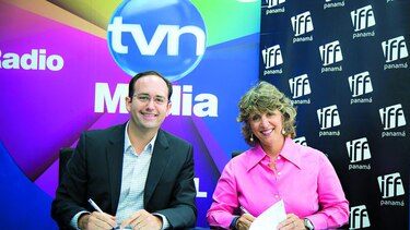 Firma de patrocinio IFF