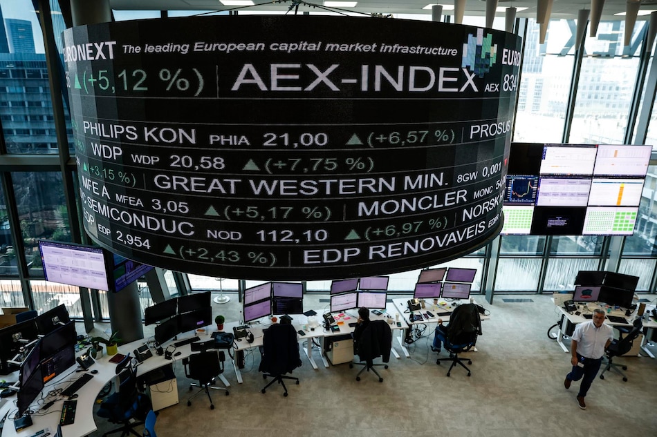 Las bolsas europeas suben más del 2% tras eximir Estados Unidos de tasas a algunos productos electrónicos de China