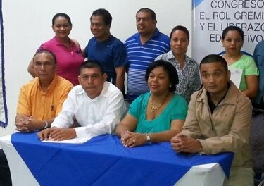 Asociación de Maestros pide que se cumpla con aumento salarial