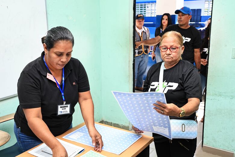 Partido Popular renueva sus líderes de base con baja participación electoral