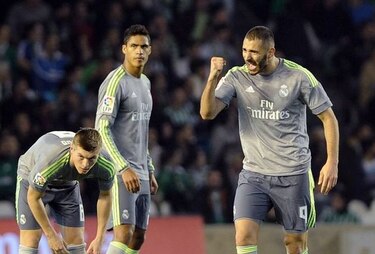 Real Madrid rescata un empate ante el Betis