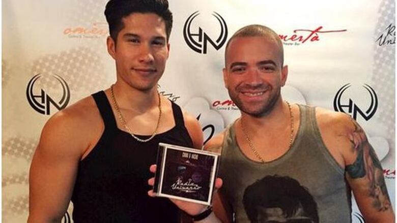 Chino y Nacho lanzan nuevo disco con fusión de sonidos urbanos y tropicales