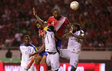 Costa Rica logra pase al Mundial y le da vida a Panamá