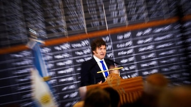 Milei veta el aumento en las paupérrimas pensiones de Argentina aprobado por el Congreso