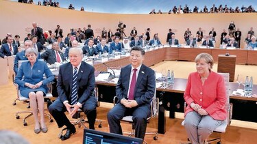 Merkel se acerca con cautela a Pekín para no ofender a EU