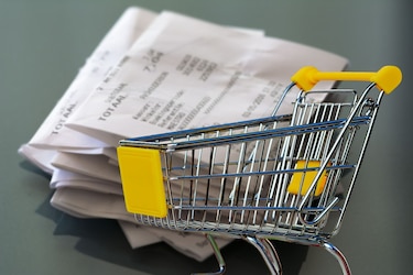 Se desacelera el consumo de productos básicos
