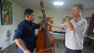 Música juvenil desde el Valle de la Luna