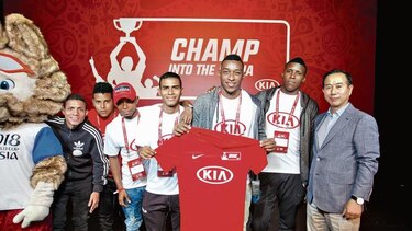 Kia Panamá y Grupo Sílaba felicitan a representantes en el Kia Champ