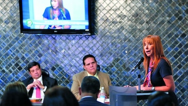 Diputados intensifican negociaciones para ratificar a Moore y Tovar de Zarak