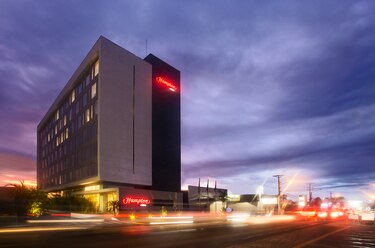 ¡Hampton by Hilton abre sus puertas en David, el primer hotel de bandera internacional de la ciudad!