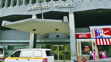 Arjona no declara en sobrecostos del PAN