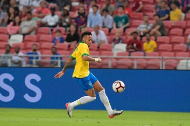 Neymar se recupera de sus dolencias y parte como titular ante Bolivia