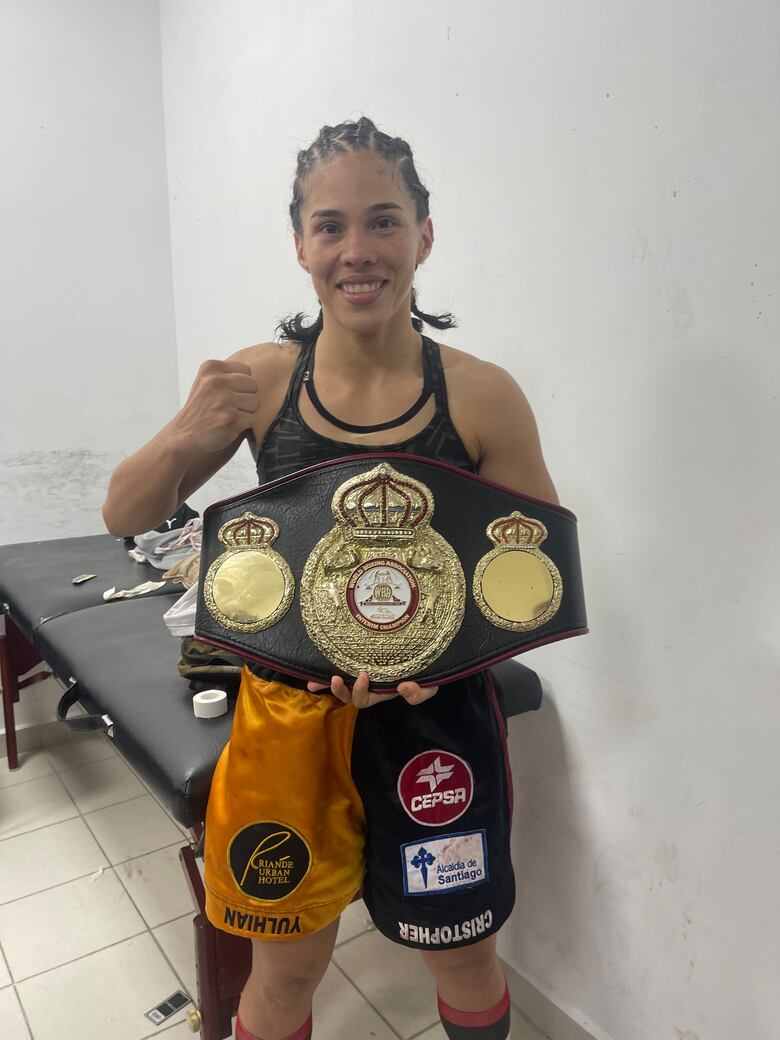 Boxeo: Nataly Delgado conquista título mundial interino y hace historia para Panamá