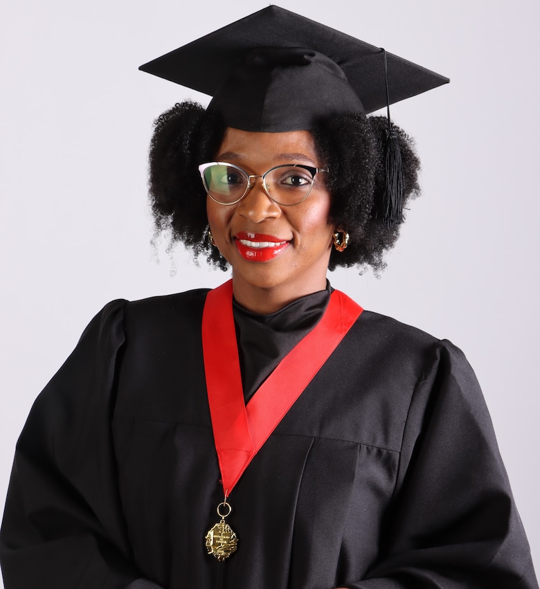 La Universidad de Panamá presenta a los graduados de su Facultad de Derecho y Ciencias Políticas