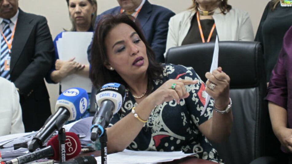 Fiscalía realiza inspección ocular por caso de supuesto cobro de coimas en Ampyme