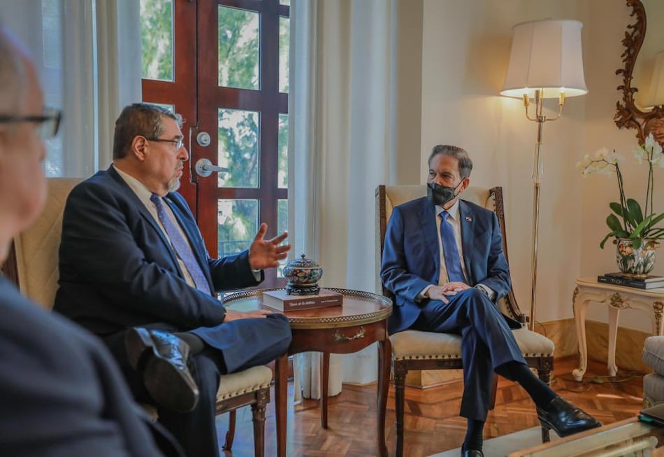 El presidente electo de Guatemala visita a Cortizo