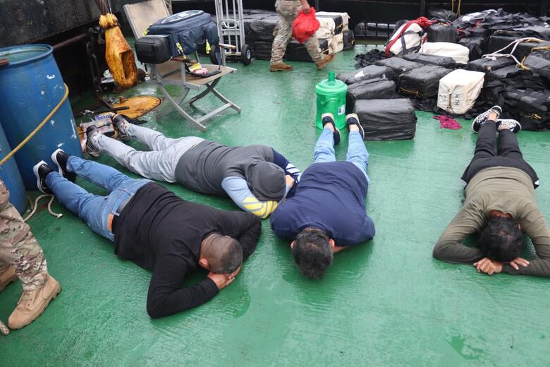 Así cayó el barco con 13.5 toneladas de droga en aguas del Pacífico panameño