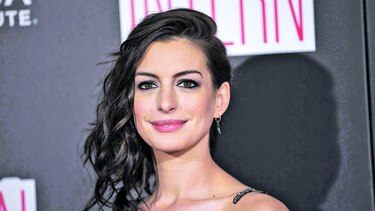ANNE Hathaway, embajadora de buena voluntad