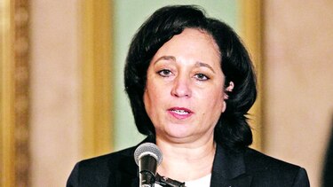 Dimite jefa de DEA por caso de prostitutas