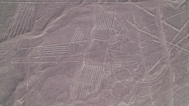 13 personas mueren en Perú al estrellarse una aeronave turística cerca de las Líneas de Nazca