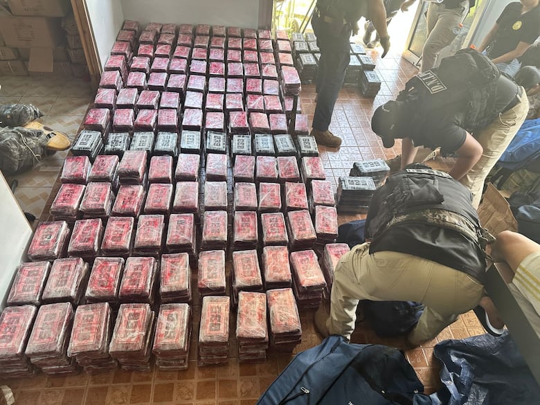 Fiscalía decomisa 983 kilos de cocaína en una casa en Tocumen