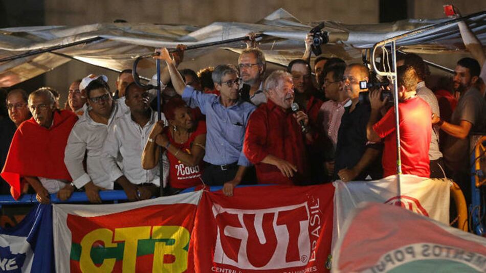 Juez de la Corte Suprema de Brasil suspende designación de Lula como ministro