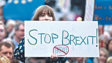 Fitch mantiene nota a Inglaterra pero lanza advertencia