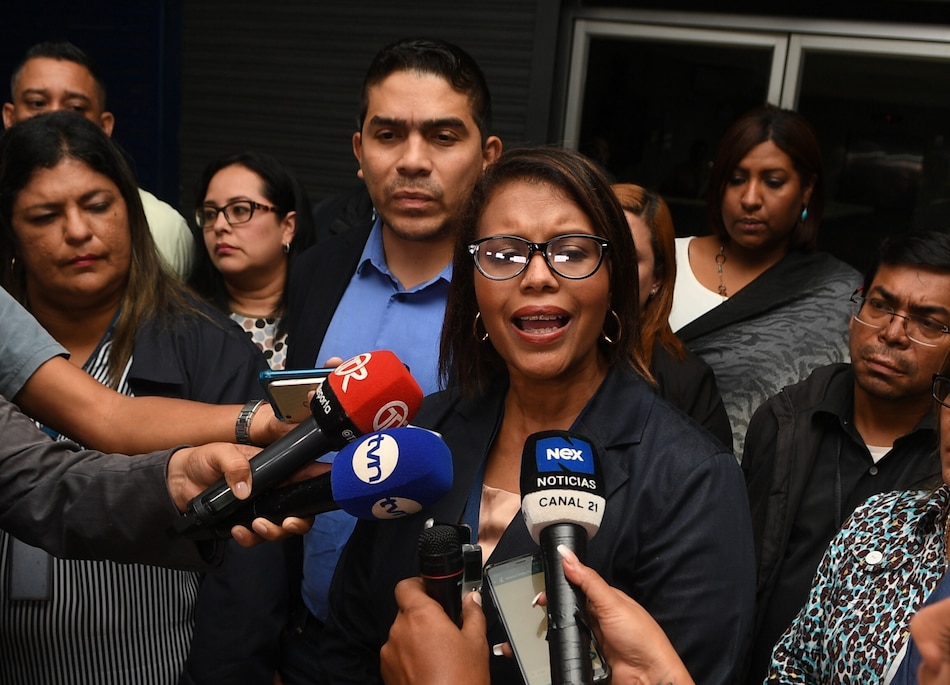 Los exfiscales Adecio Mojica y Zuleyka Moore sustentan reconsideración