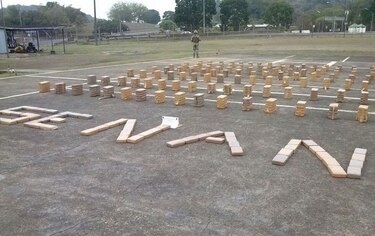 Detenidos tres colombianos y decomisados 759 kilos de cocaína