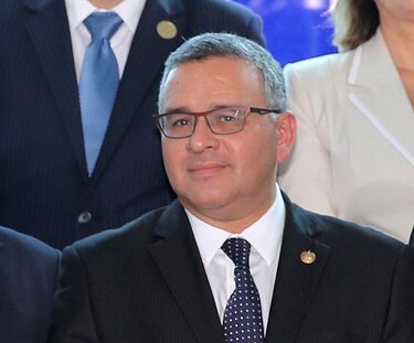 Corte salvadoreña declara ilegal ingreso de Funes a Parlacen