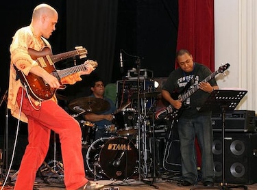 Preparan homenaje a bajista panameño Germán Chispa Lawson