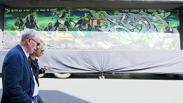 Un Banksy en remolque