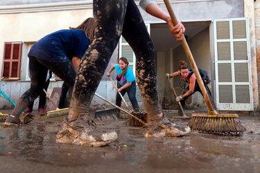 Los reyes de España visitan Mallorca tras las inundaciones