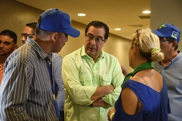 Torrijos suspende anuncio de su candidato a vicepresidente desde Santiago