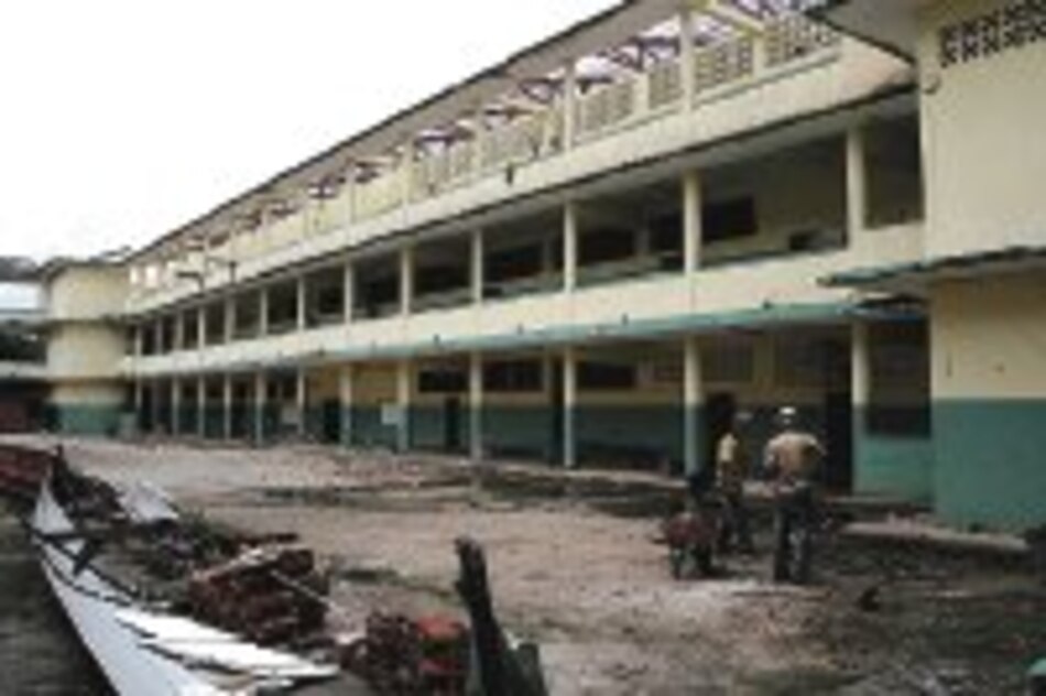 Meduc inhabilita a cinco empresas por incumplir