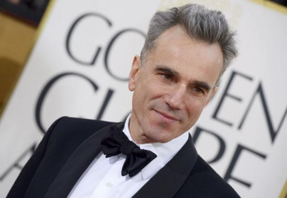El actor Daniel Day-Lewis recibe el título de 'Sir'