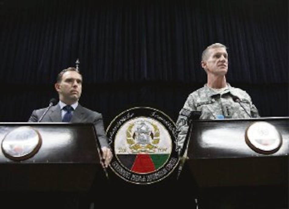 ‘Talibanes se entrenan en Irán’: McChrystal