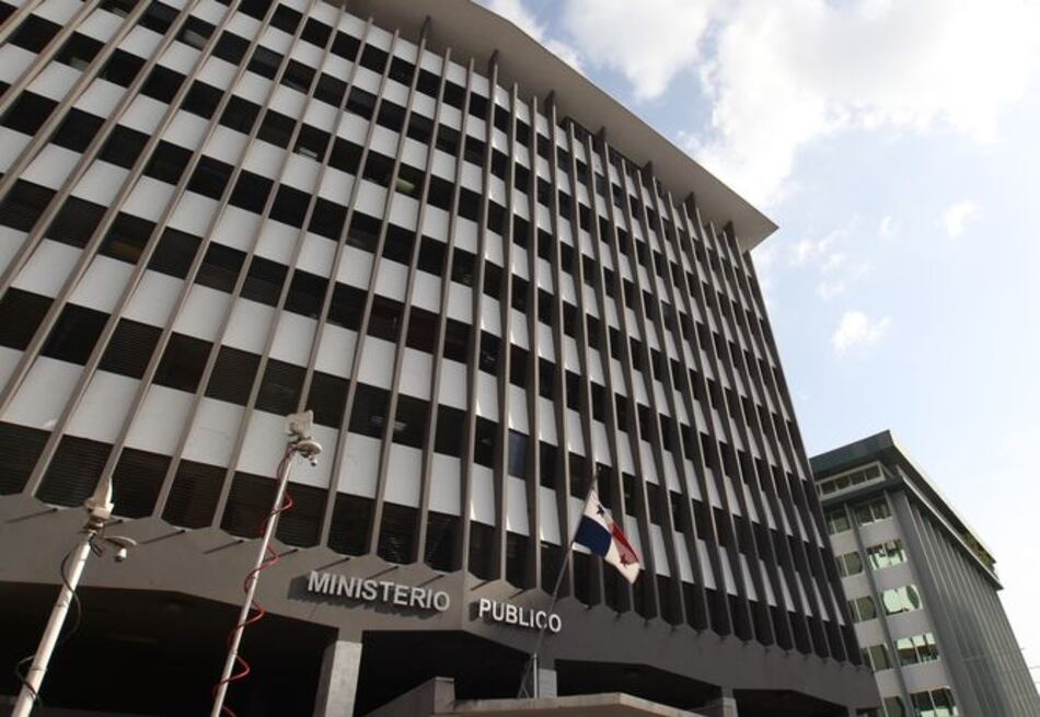 Contraloría detectó irregularidades en la compra de pinchadora