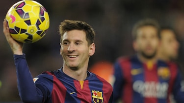 Messi brilla con triplete y el Barça gana el derbi ante el Espanyol