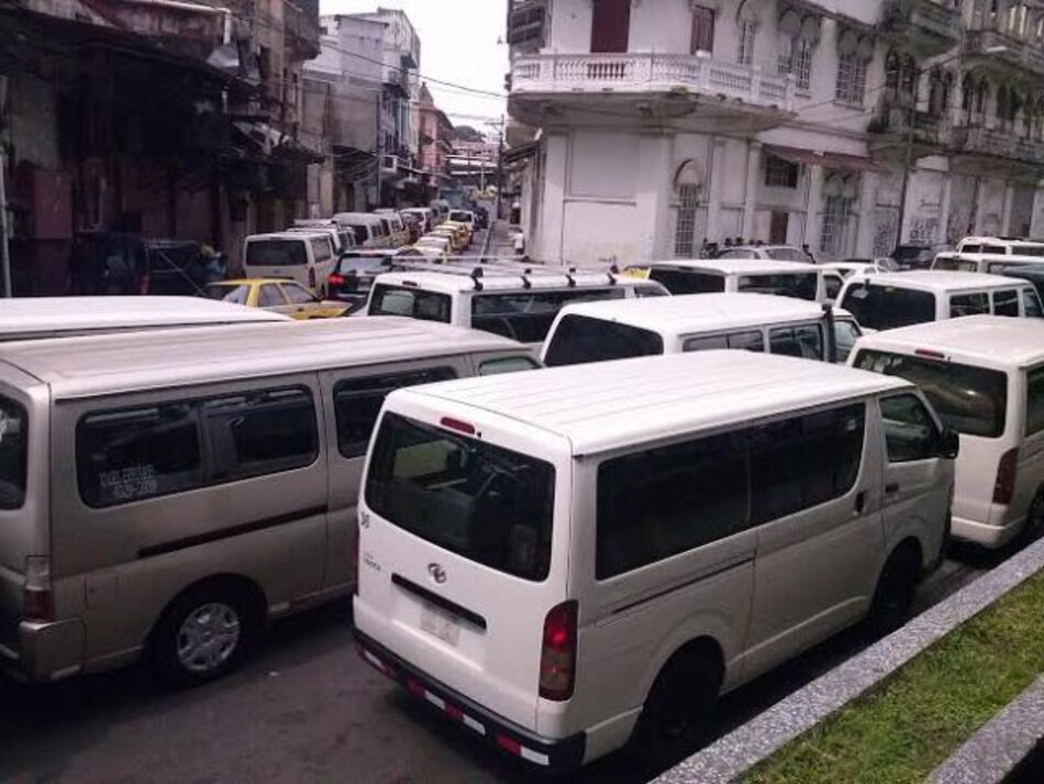 Operativos contra conductores de buses 'piratas' se intensificarán desde mañana