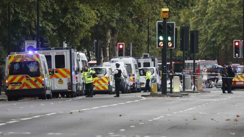 Policía británica dice que el incidente automovilístico no es acto terrorista