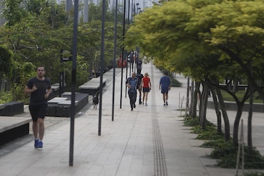 Medellín, una ciudad transformada 30 años después de la muerte de Pablo Escobar