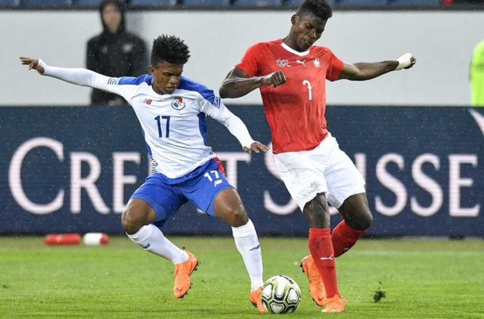 Suiza desfigura a Panamá con goleada de 6-0