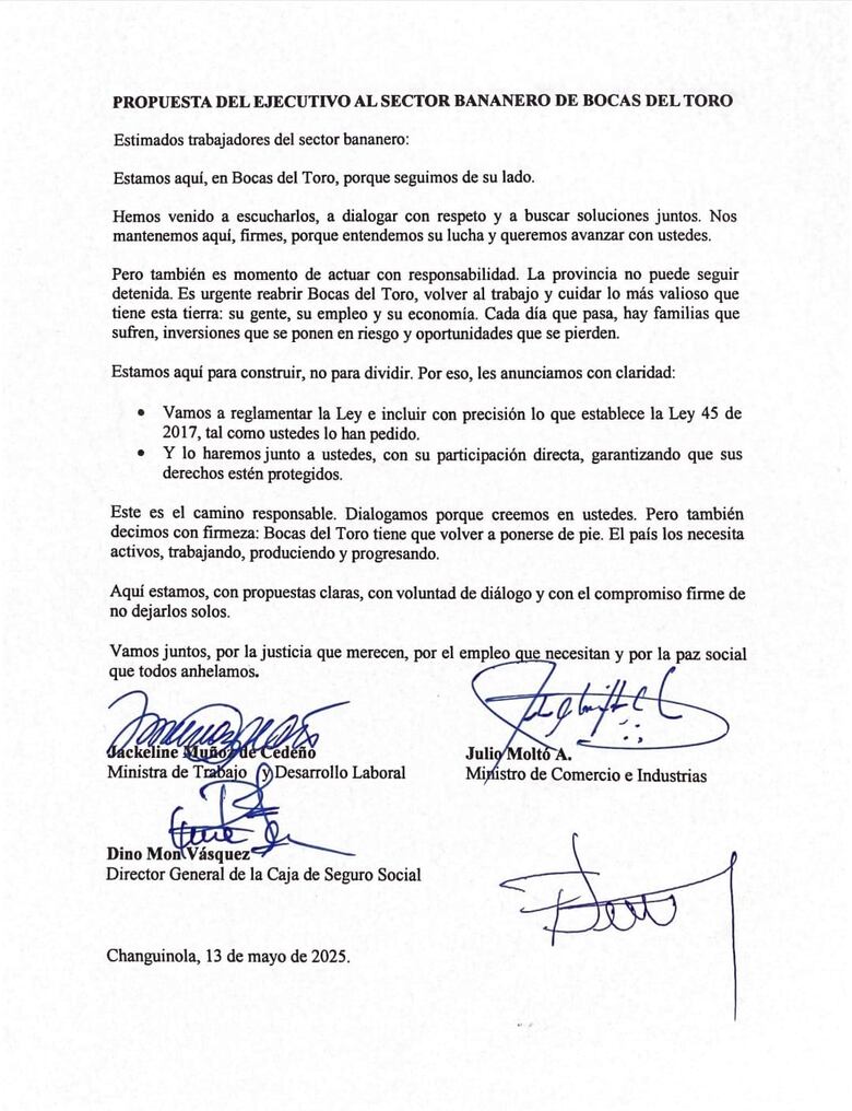 El Ejecutivo presenta propuesta a trabajadores bananeros; este miércoles siguen las negociaciones