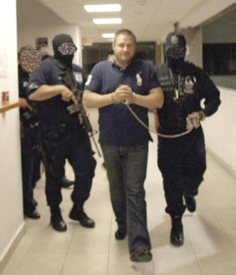 Célula de Beltrán Leyva introducía dólares