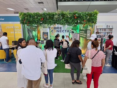 Críticas, boicot y cancelaciones en la Feria del Libro por presencia de Minera Panamá
