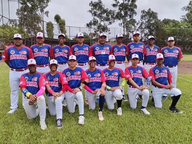 Antón conquista de forma invicta la Serie Latinoamericana preintermedia y va al Mundial en Taylor