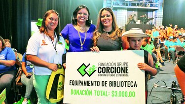 Donación a participantes de ‘Semilla de Cantores’