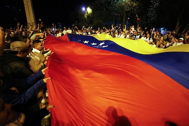 María Corina Machado insta a la Fuerza Armada a ‘hacer respetar la soberanía popular’